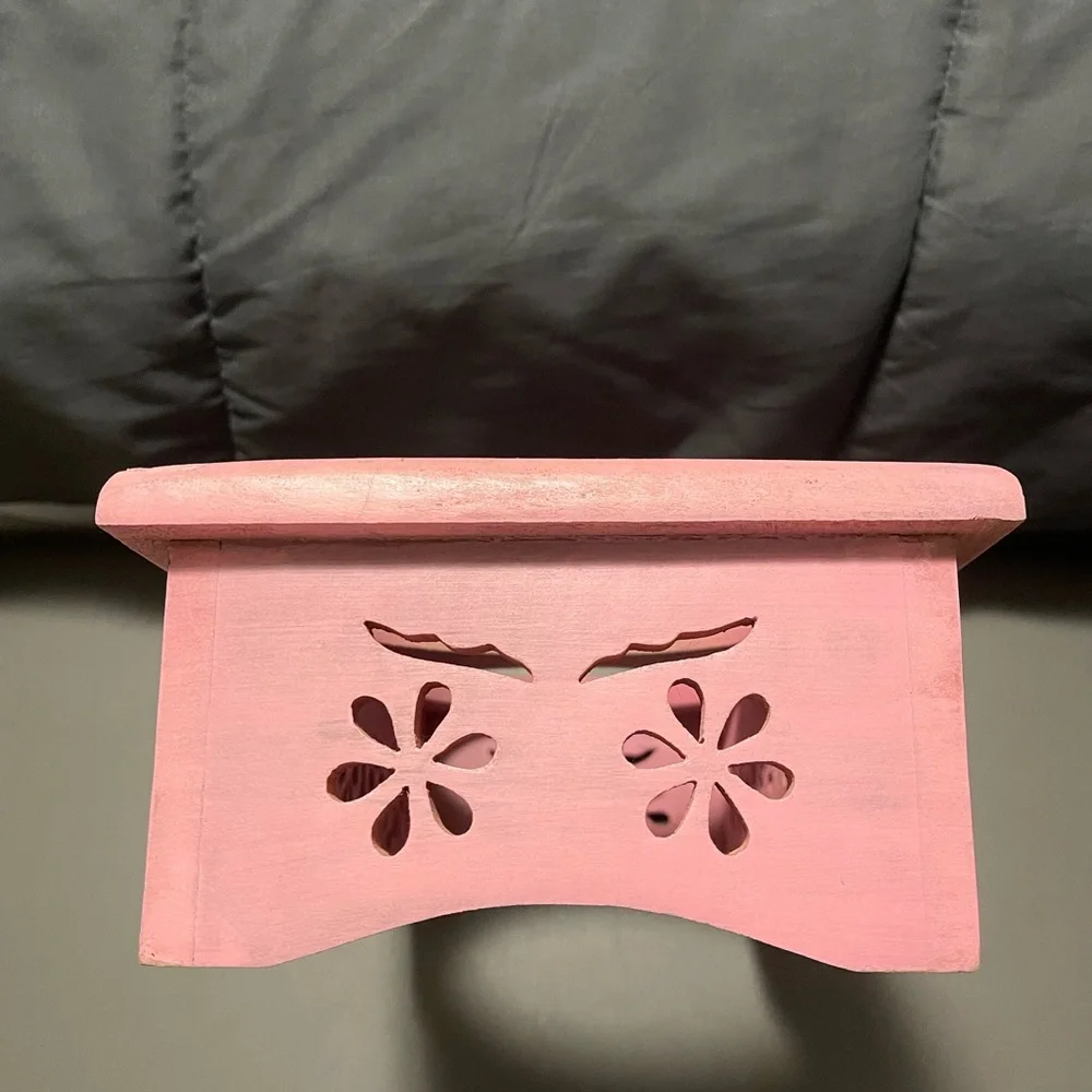 Pink Wooden Pet Bowl Stand